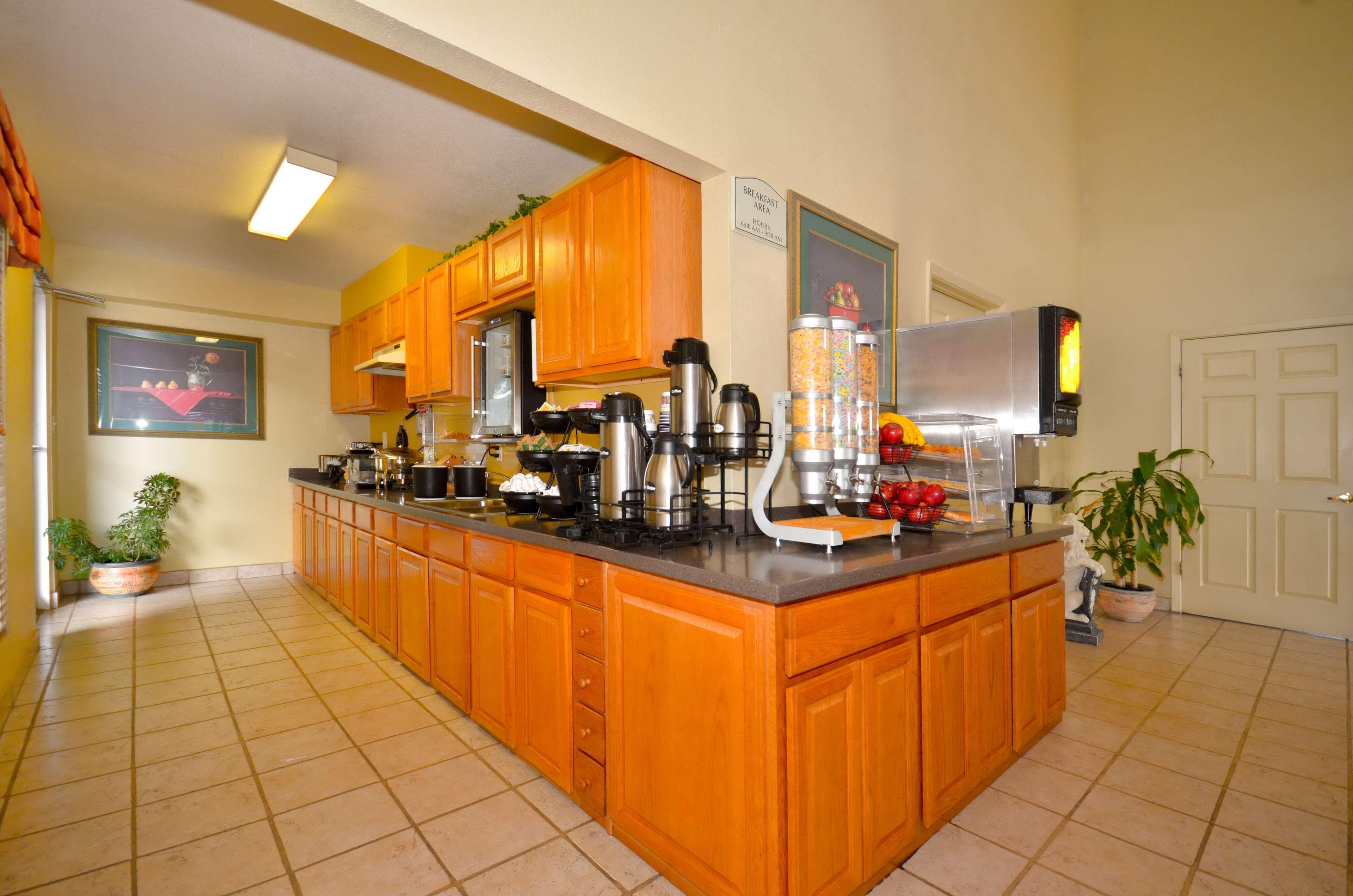 Best Western Executive Inn Hallettsville Luaran gambar